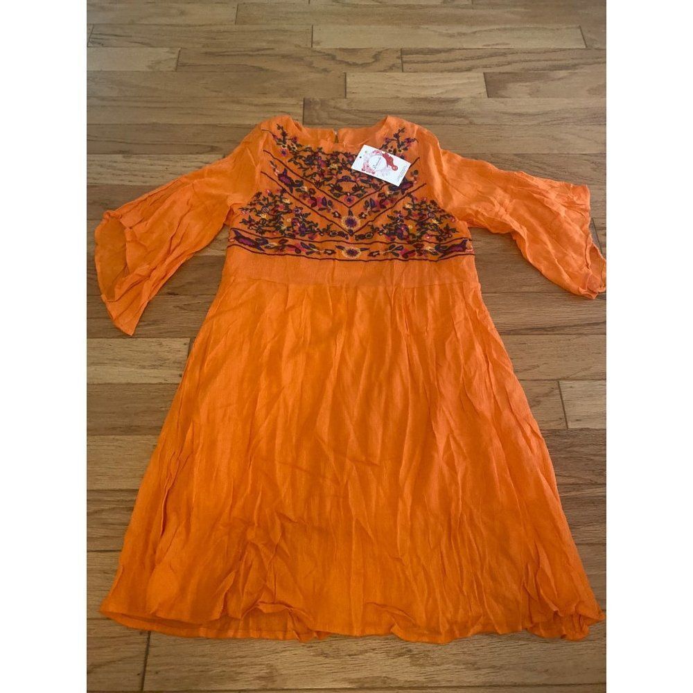 NWT Daizeolii womens orange short bell sleeve embroidered floral peasant dress M